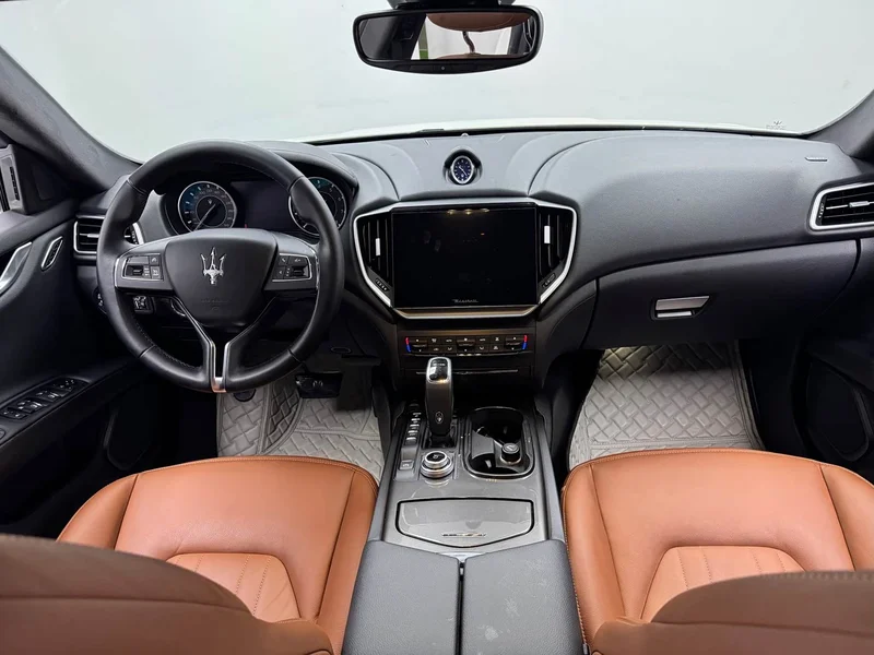 Maserati Ghibli — фото 8