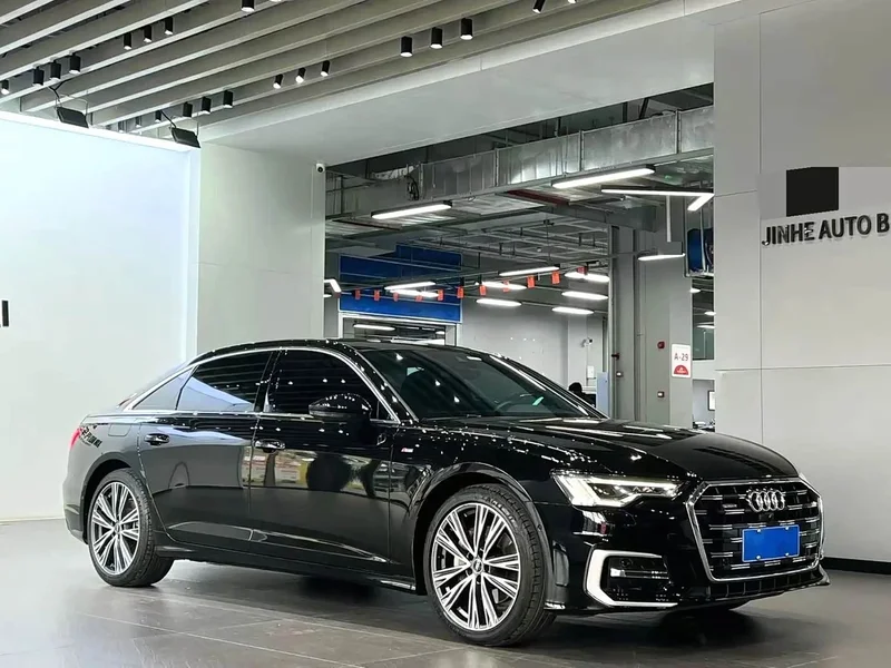 Audi A6L — фото 2