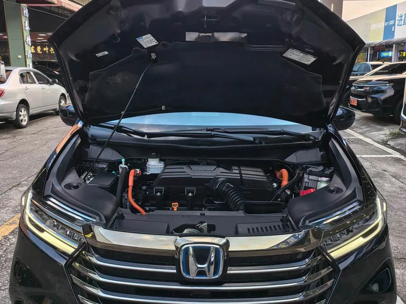 Honda Odyssey — фото 17