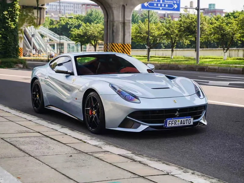 Ferrari F12 Berlinetta — фото 14