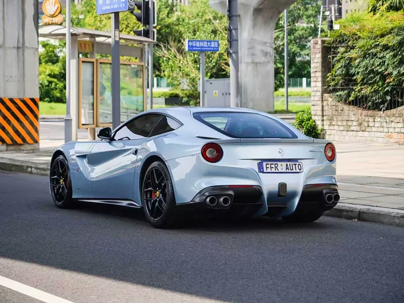 Ferrari F12 Berlinetta — фото 3
