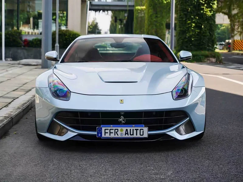 Ferrari F12 Berlinetta — фото 8