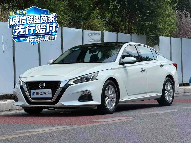 Nissan Teana — фото 1