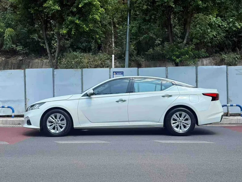 Nissan Teana — фото 3