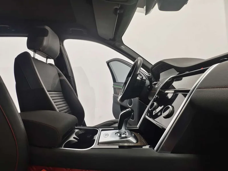 Land Rover Discovery — фото 15