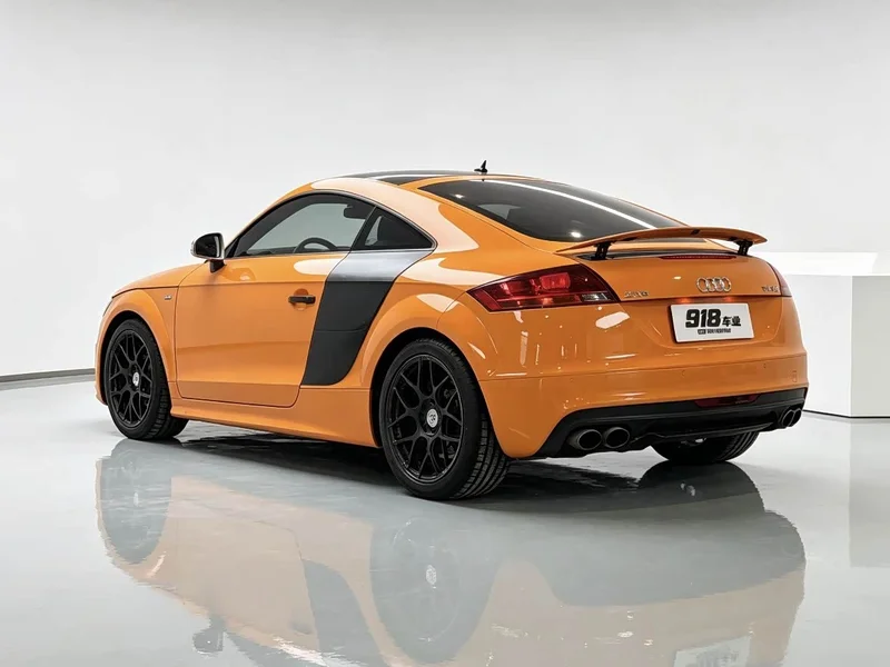 Audi TTS — фото 3