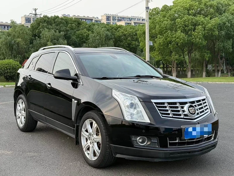 Cadillac SRX — фото 3