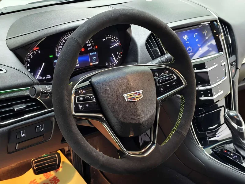 Cadillac ATS-L — фото 11