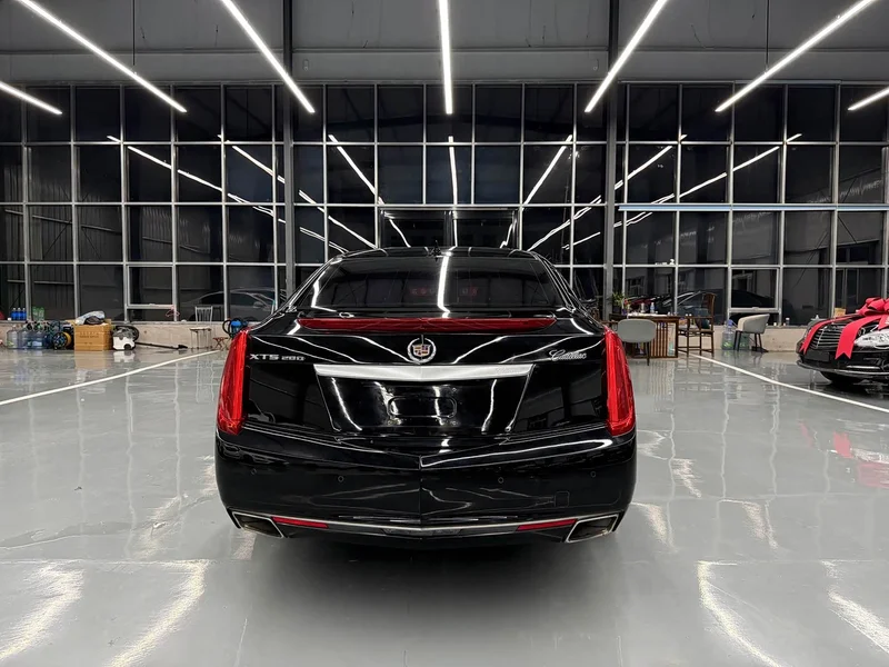 Cadillac XTS — фото 13