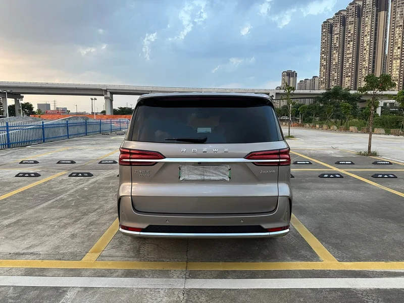 Roewe iMAX8 New Energy — фото 6
