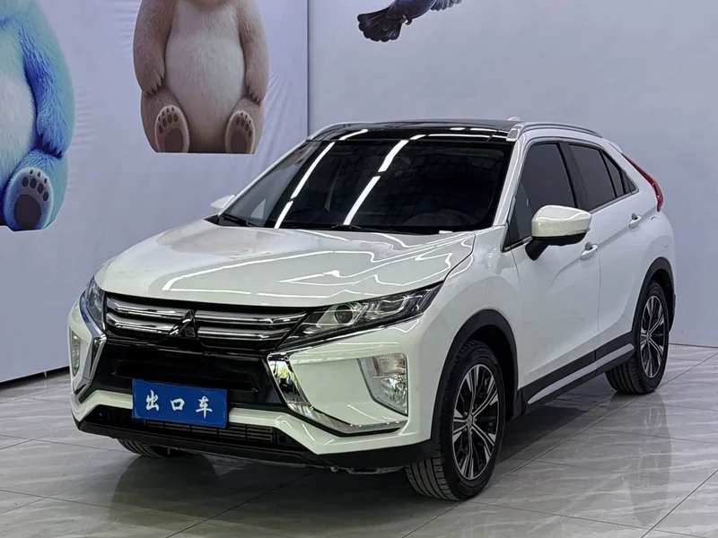 Mitsubishi Eclipse Cross — фото 1