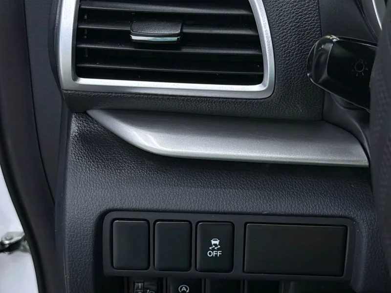 Mitsubishi Eclipse Cross — фото 13