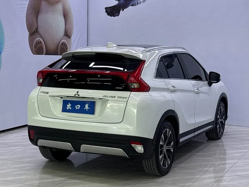 Mitsubishi Eclipse Cross — фото 4