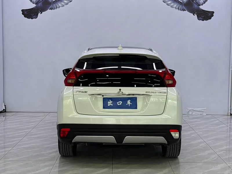 Mitsubishi Eclipse Cross — фото 5