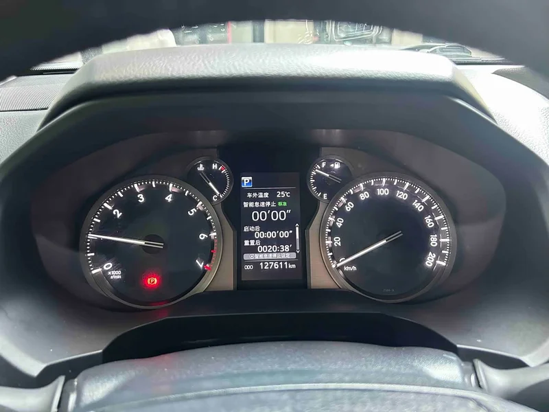 Toyota Prado — фото 18