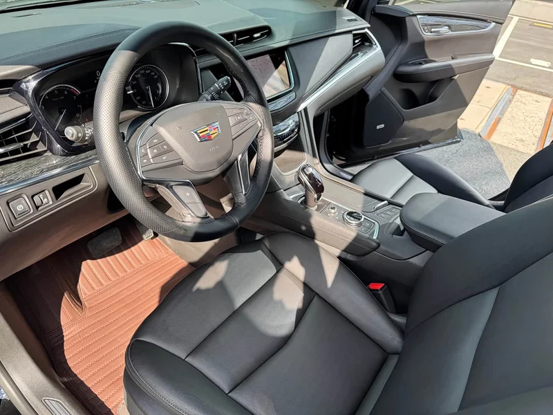 Cadillac XT5 — фото 7