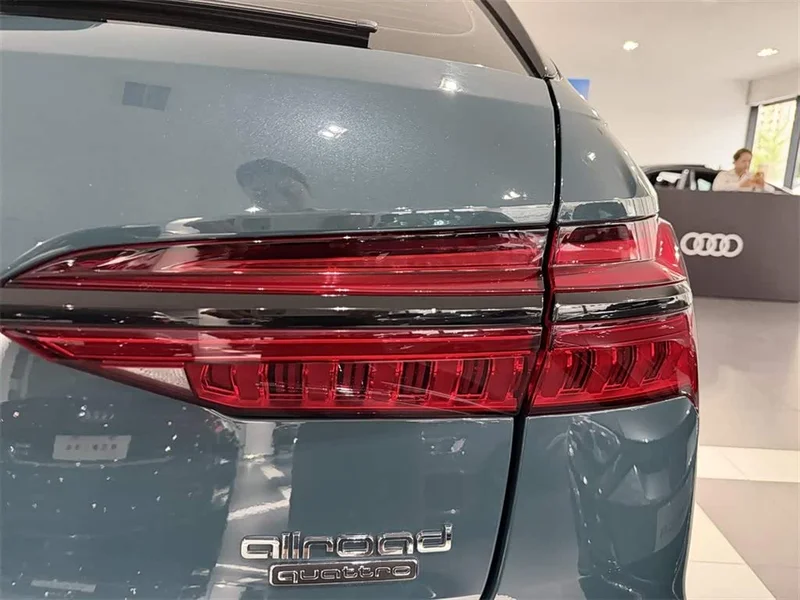 Audi A6 — фото 12
