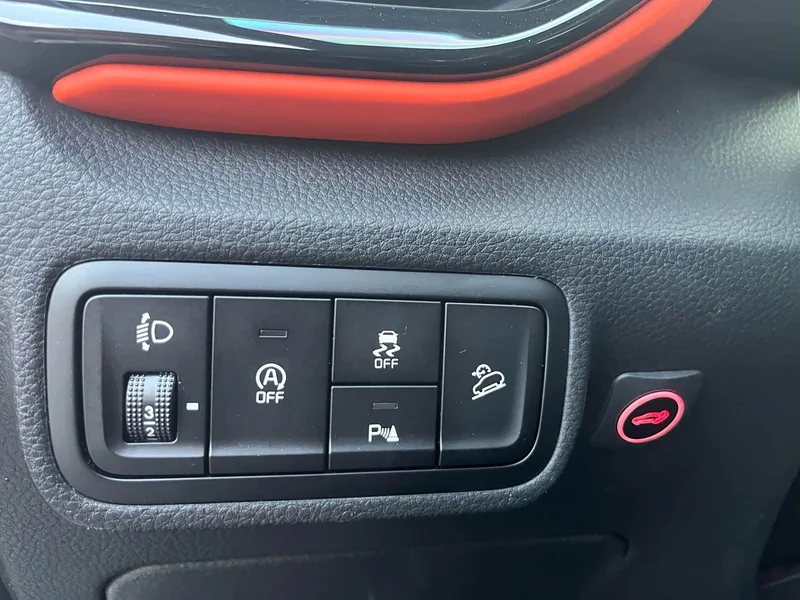 Kia Sportage — фото 24