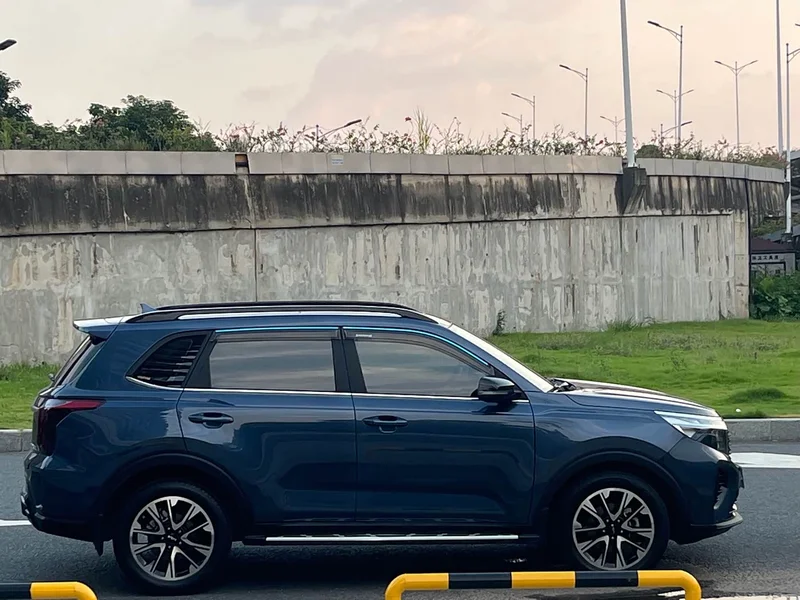 Kia Sportage — фото 8