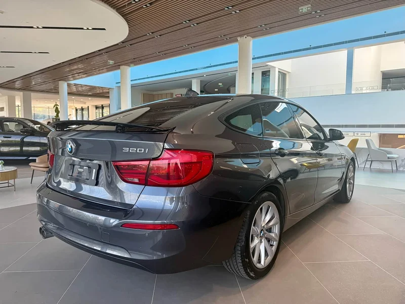 BMW 3 Series GT — фото 4