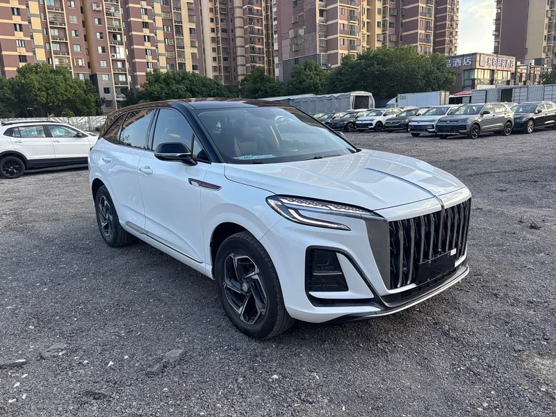 Hongqi HS3 — фото 3