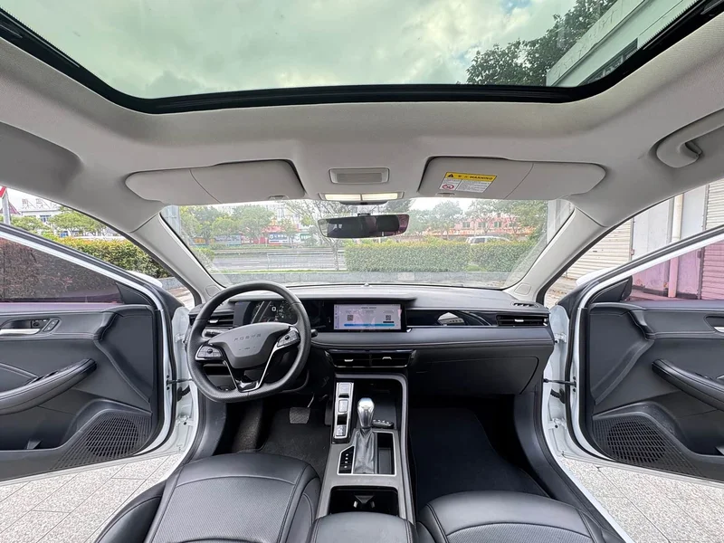 Roewe i5 — фото 12