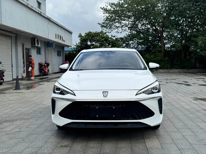 Roewe i5 — фото 2