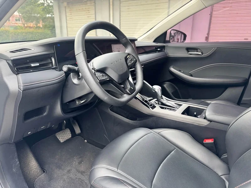 Roewe i5 — фото 8