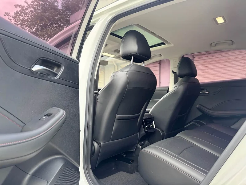 Roewe i5 — фото 9