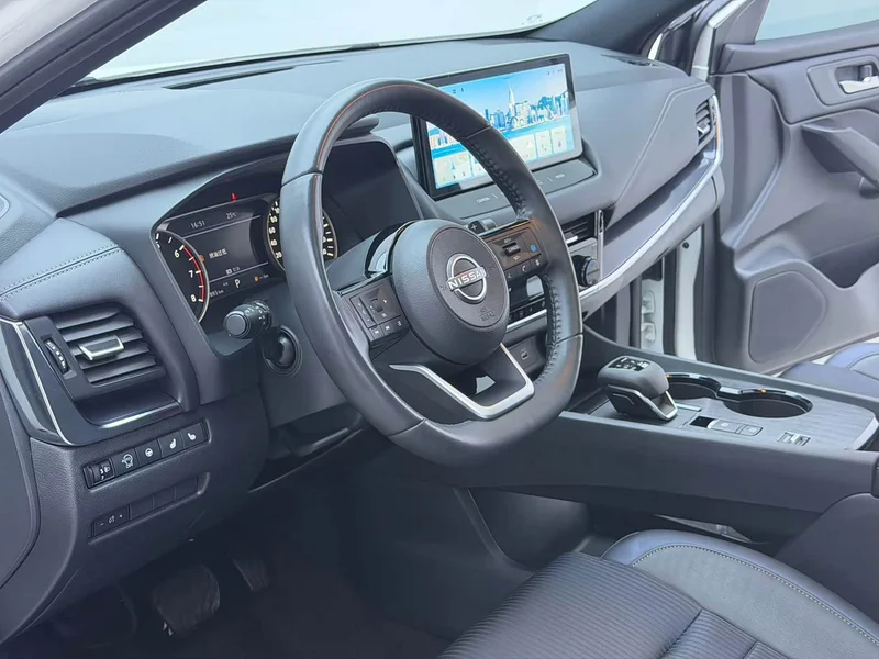 Nissan Qashqai — фото 12