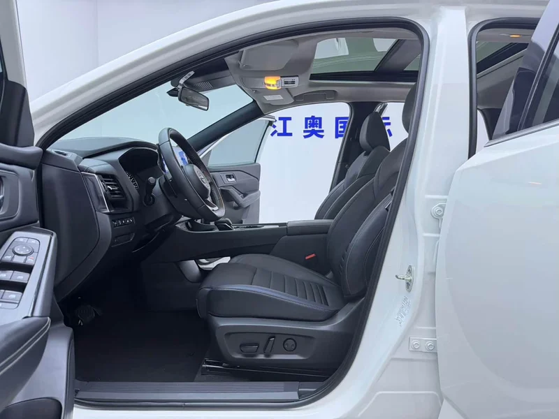 Nissan Qashqai — фото 5
