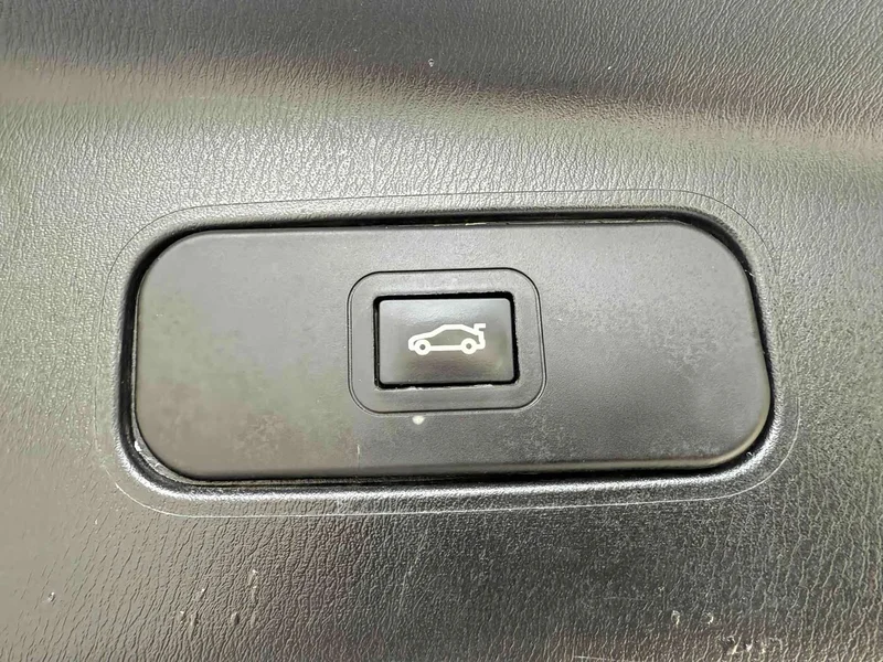 Nissan Patrol — фото 13