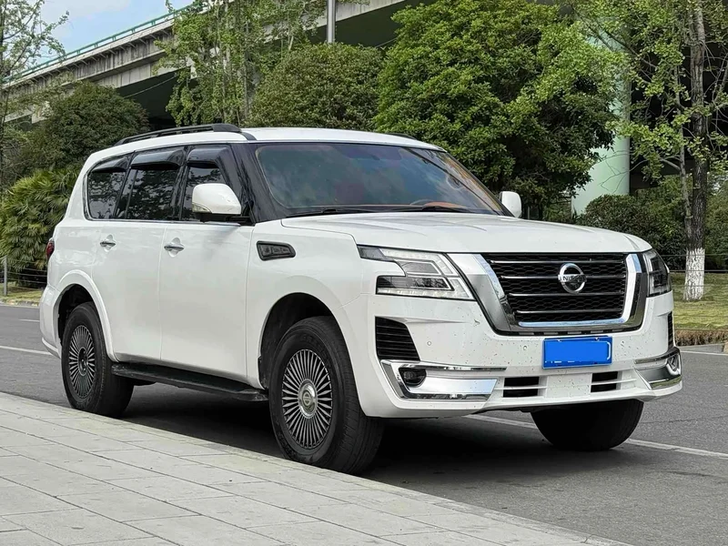 Nissan Patrol — фото 2
