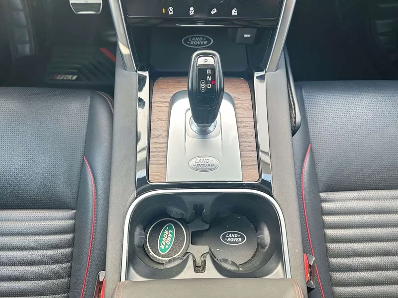 Land Rover Discovery — фото 17