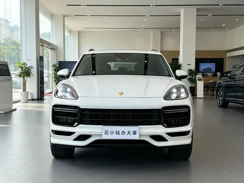 Porsche Cayenne — фото 2