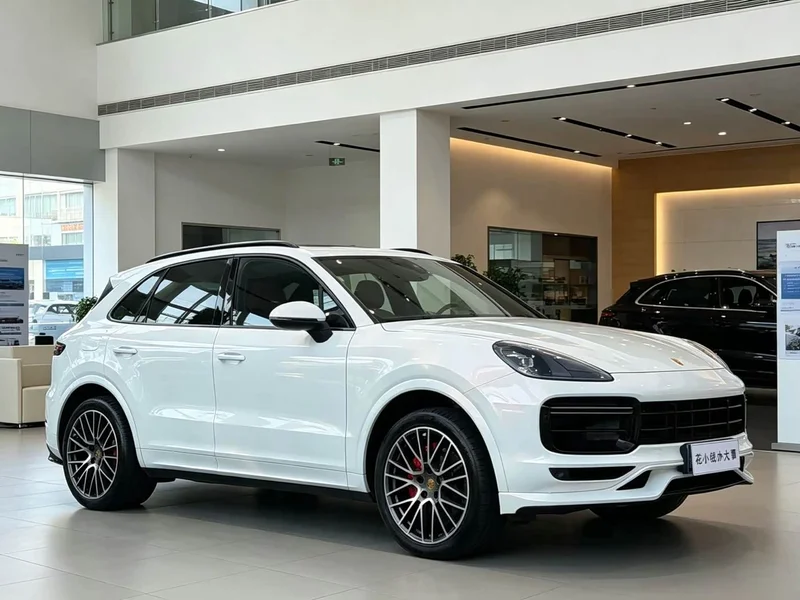 Porsche Cayenne — фото 3