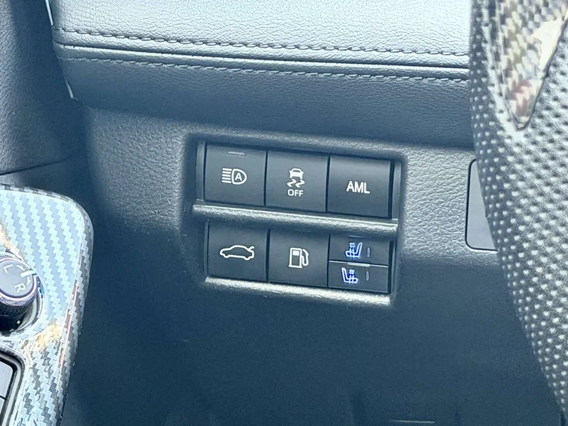 Toyota Avalon — фото 13