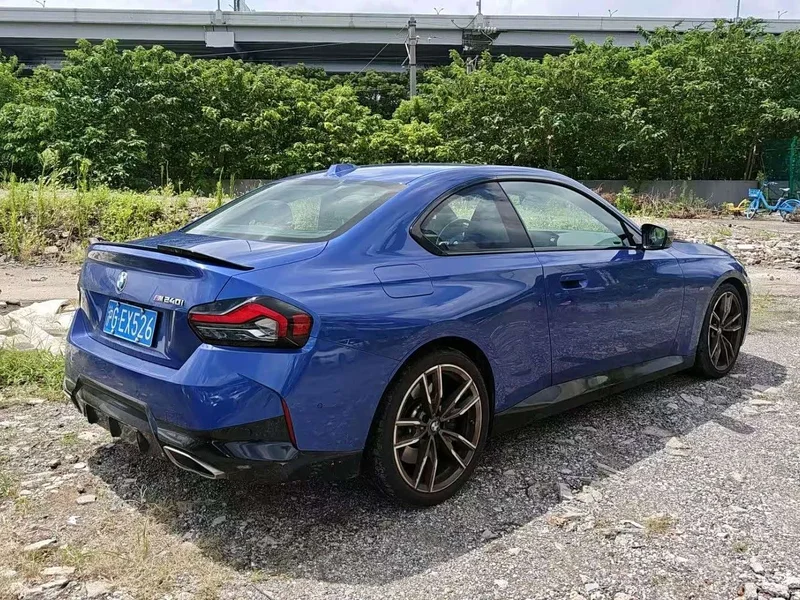 BMW M240i — фото 2