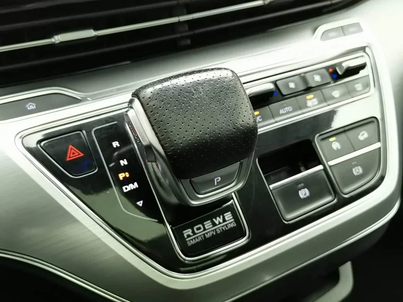 Roewe iMAX8 — фото 13