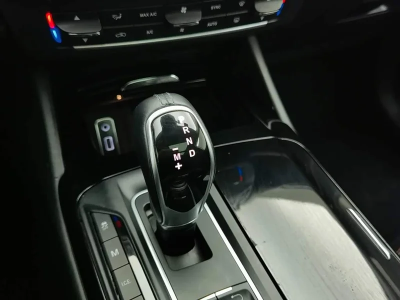 Maserati Levante — фото 15