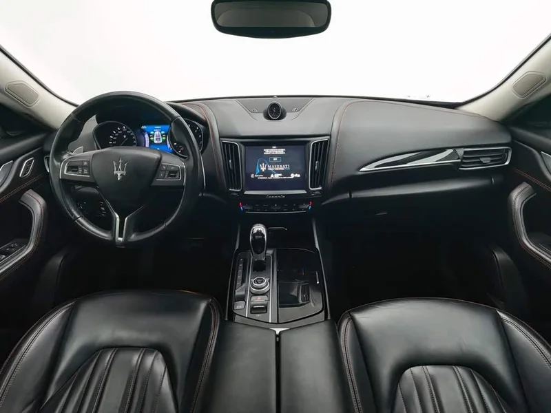 Maserati Levante — фото 24