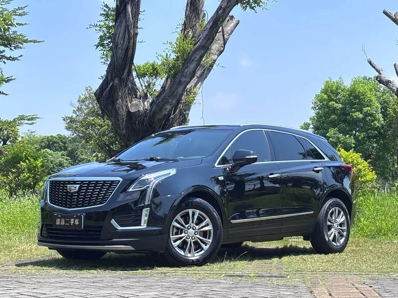 Cadillac XT5 — фото 1