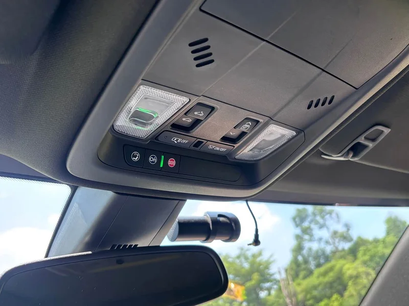 Cadillac XT5 — фото 25