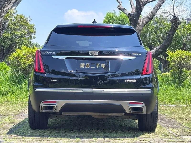 Cadillac XT5 — фото 9