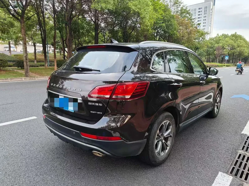 Borgward BX7 — фото 4