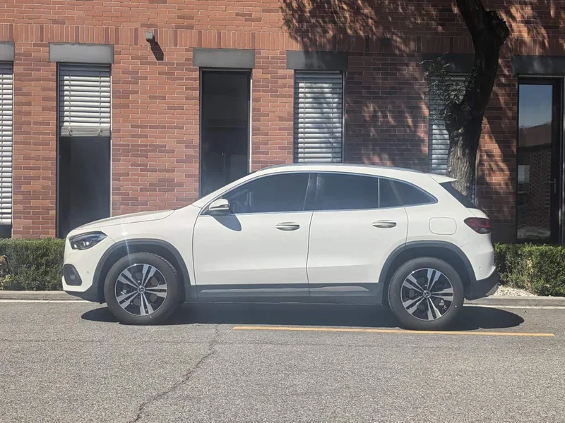 Mercedes-Benz GLA — фото 11