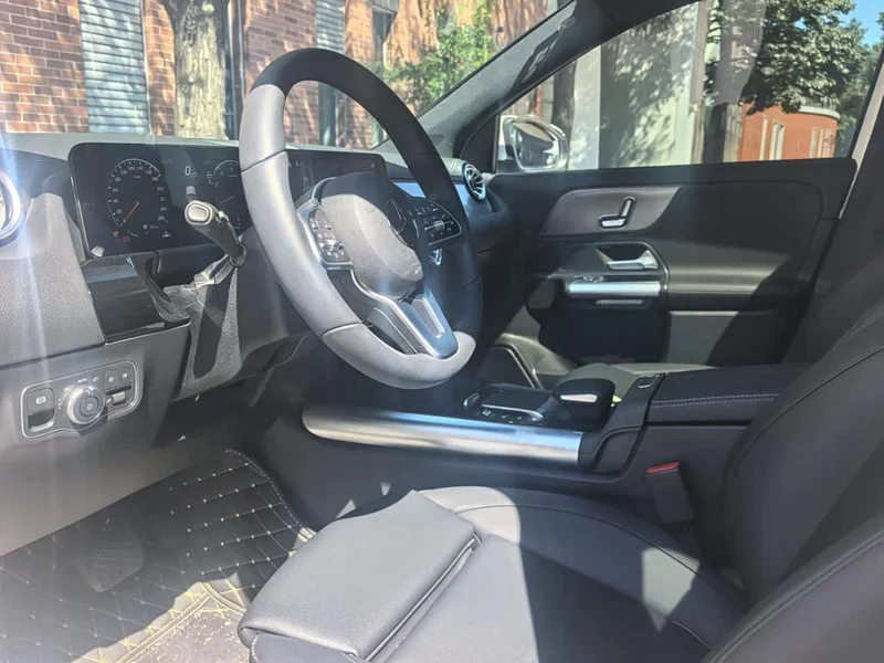 Mercedes-Benz GLA — фото 5