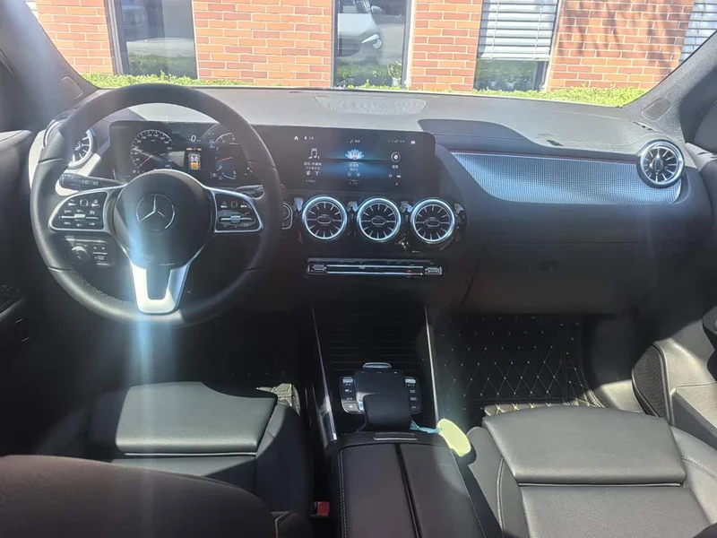 Mercedes-Benz GLA — фото 6