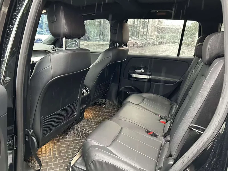 Mercedes-Benz EQB — фото 12