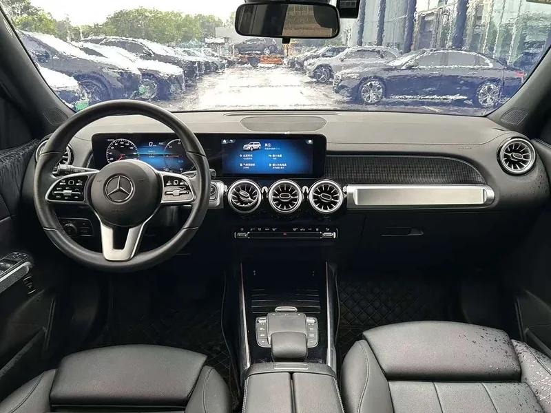 Mercedes-Benz EQB — фото 16